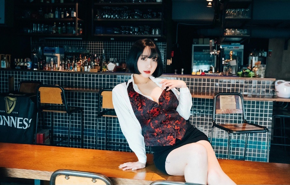 酒吧女郎 - 貼圖 - 清涼寫真 -